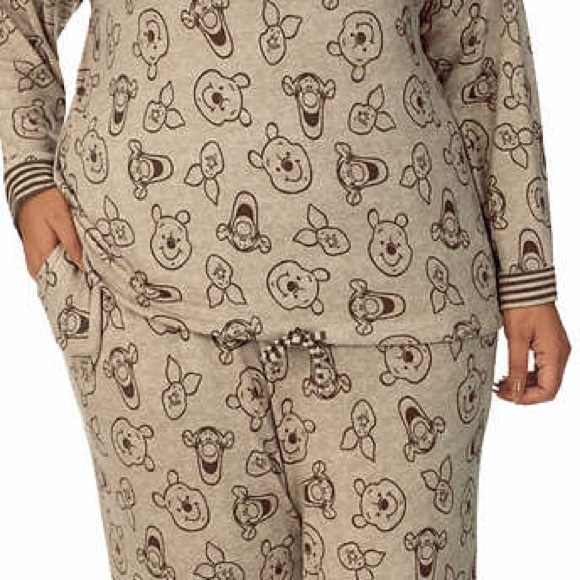 Disney Winnie the Pooh Lounge PJ Set 2-Piece NWT - Picture 9 of 15